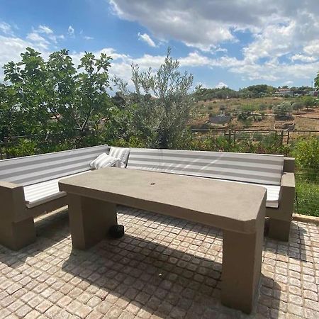 Apartamento Summer House With A Pool Near Sea, Port & Airport Rafína Exterior foto
